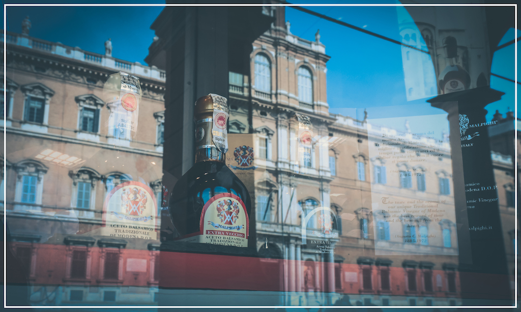 Un tavolo per due alla scoperta dell'Aceto Balsamico Malpighi