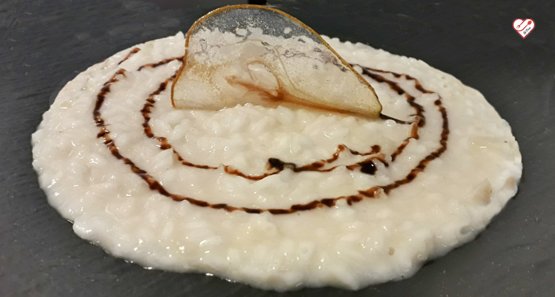 Risotto varietà Karbor, taleggio DOP, pere Kaiser, pera Williams vetrificata, riduzione di Saporoso