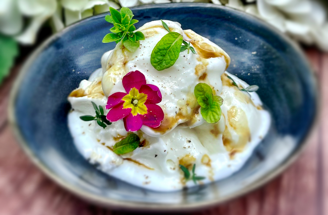 Gelato al pecorino con Aceto Balsamico di Modena