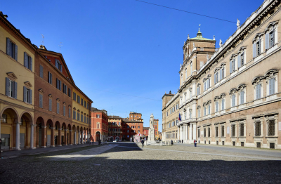 ShowRoomAcetaiaMalpighi_ph Houston202600004.jpg