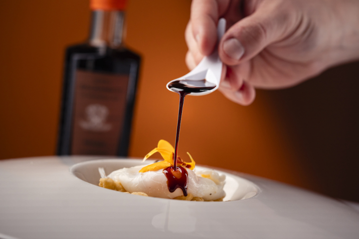 Uovo camicia IGP bronzo00005.jpg